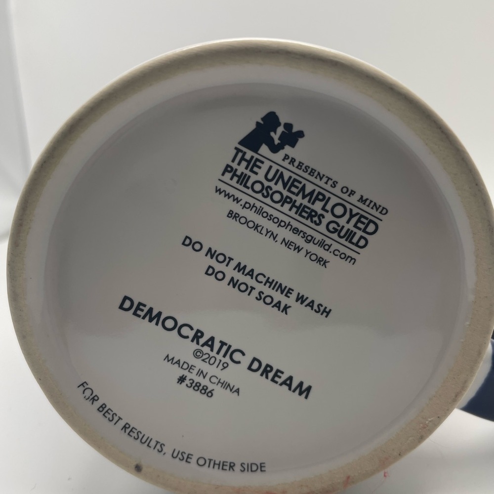Democratic Dream - Colorchanging Mug - Picture 5 of 5